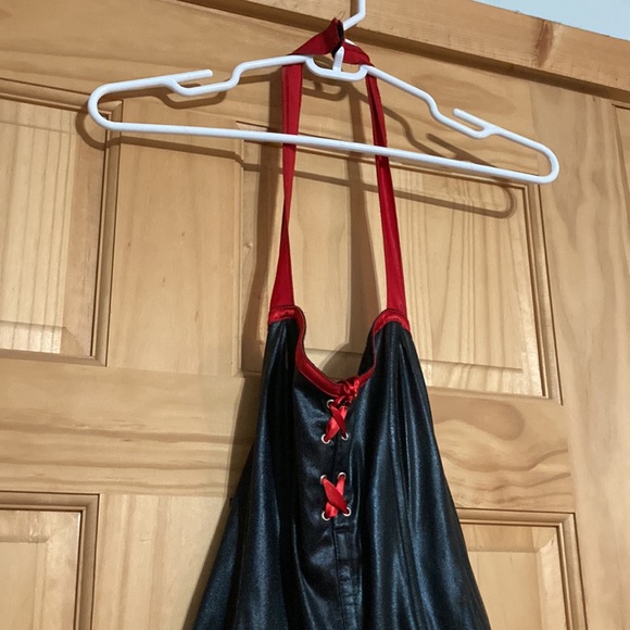 NWOT Corset in Black w/ Red Laces - Picture 3 of 7